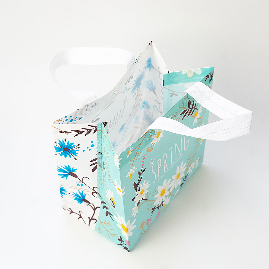 Barátunkaföld - Vivaldi ökotáska 2024 No.1. Barátunkaföld - Vivaldi ökotáska 2024 No.1.