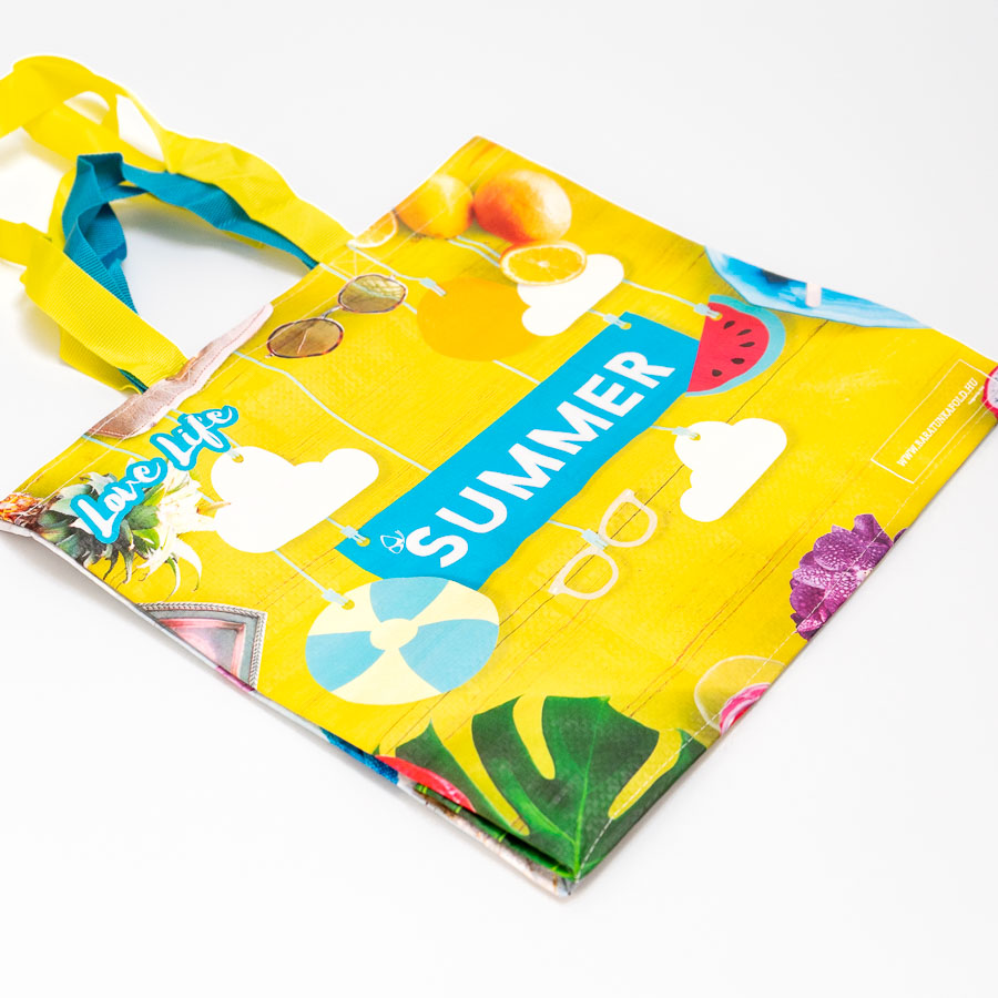 Barátunkaföld - Óriás nyári ökotáska 2025 Barátunkaföld - Óriás nyári ökotáska 2025