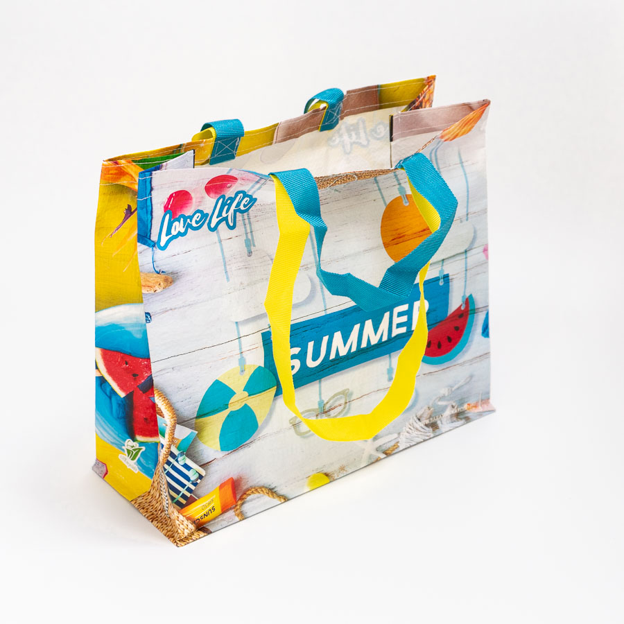 Barátunkaföld - Óriás nyári ökotáska 2025 Barátunkaföld - Óriás nyári ökotáska 2025